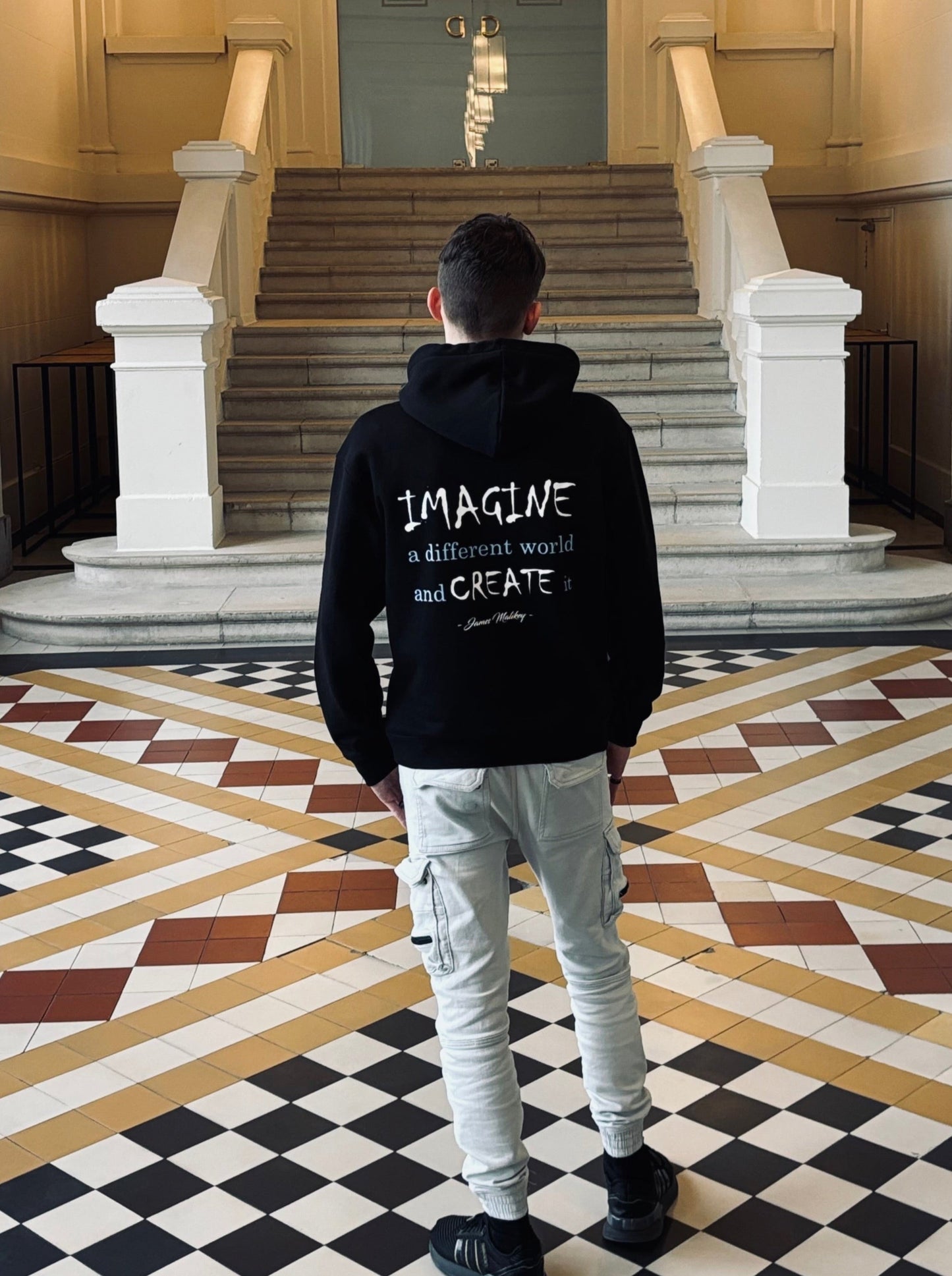 James Malikey Kapuzenpullover